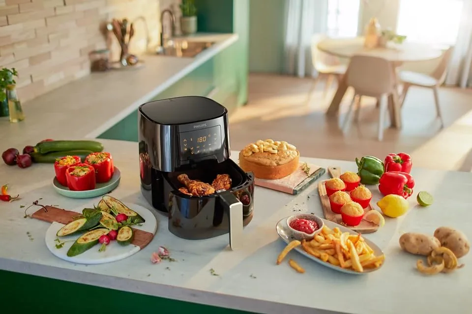 2.PHILIPS Essential Air Fryer HD9252/70